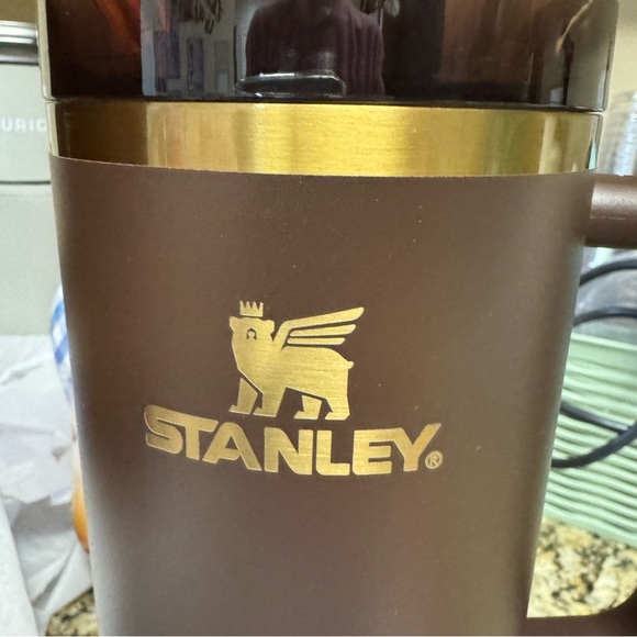 Stanley Quencher 40 ounce chocolate Gold tumbler cup Brand New - Picture 3 of 7